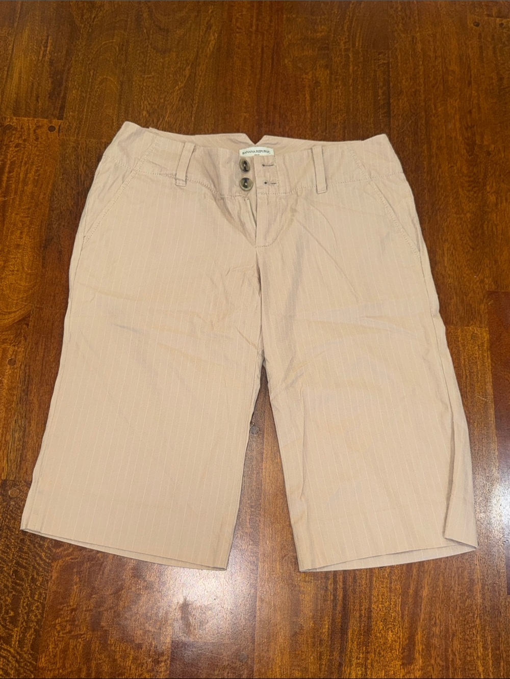 Y2K Banana Republic Light Beige Pinstripe Bermuda Shorts